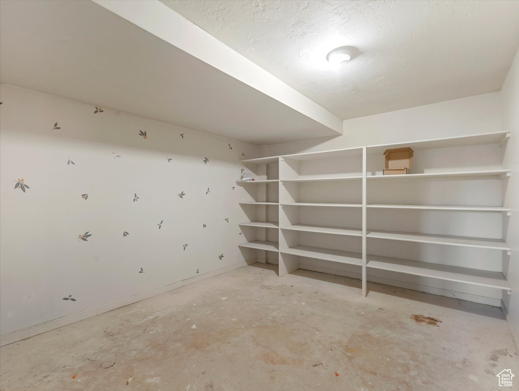 2285 S RIDGEWOOD WAY Bountiful, UT 84010