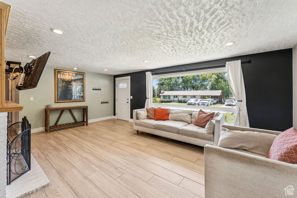 2728 N 600 E Ogden, UT 84414