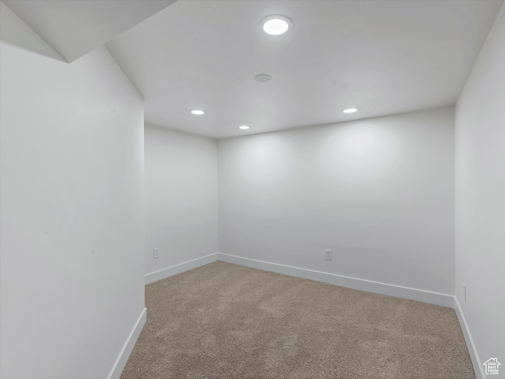 3130 S 1000 E Millcreek, UT 84106