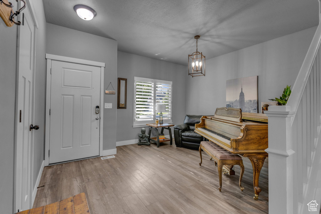6816 S SNICKERS LN Midvale, UT 84047