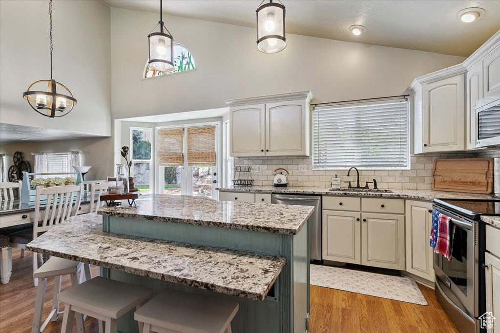 2025 W 5075 S Roy, UT 84067
