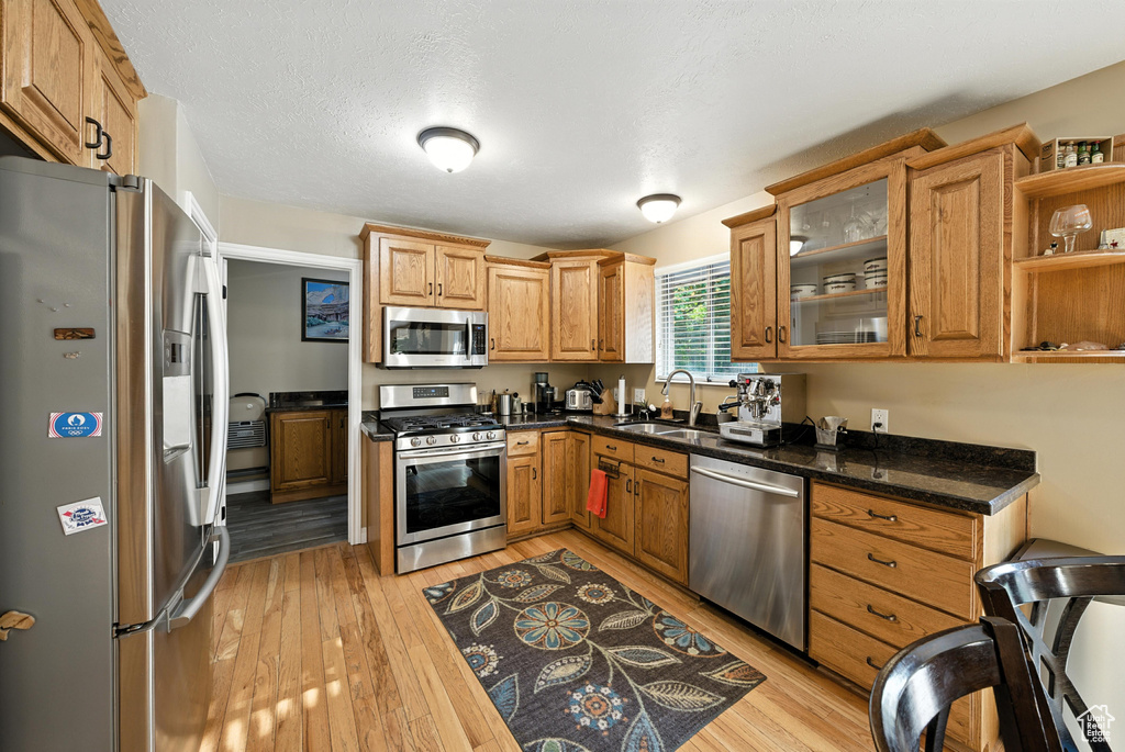 10247 S 2460 E Sandy, UT 84092