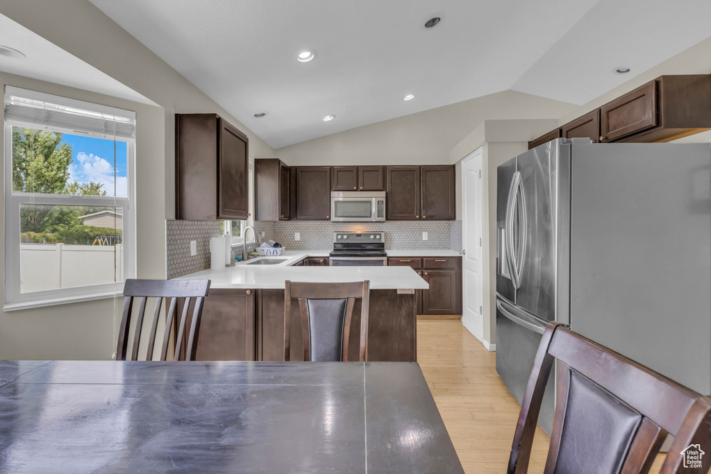 6874 S MINERAL MOUNT DR West Jordan, UT 84081