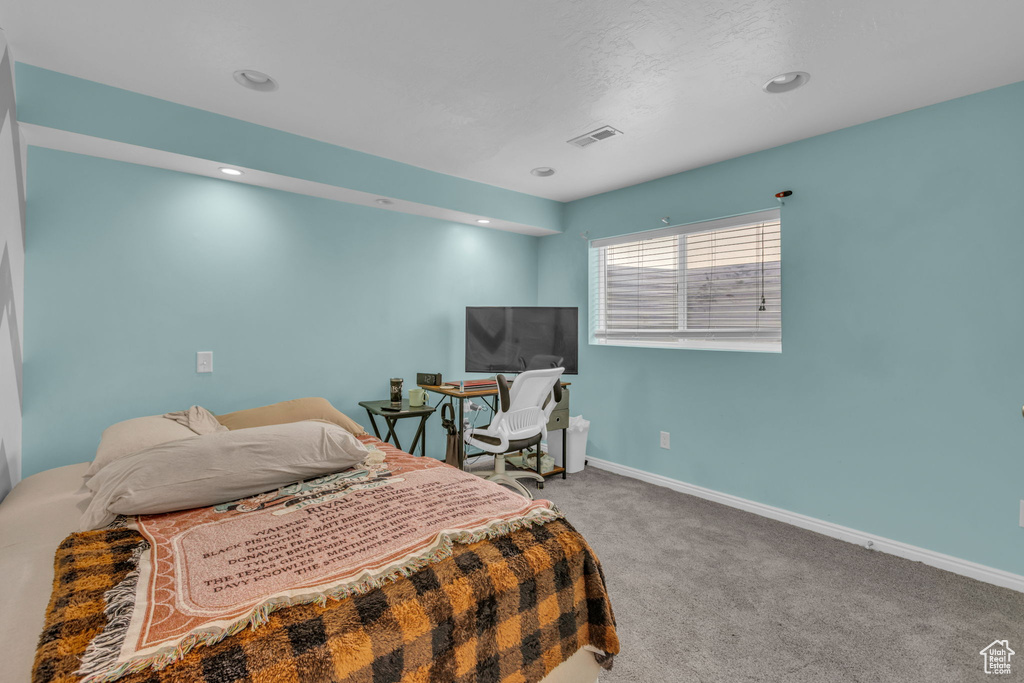 6874 S MINERAL MOUNT DR West Jordan, UT 84081