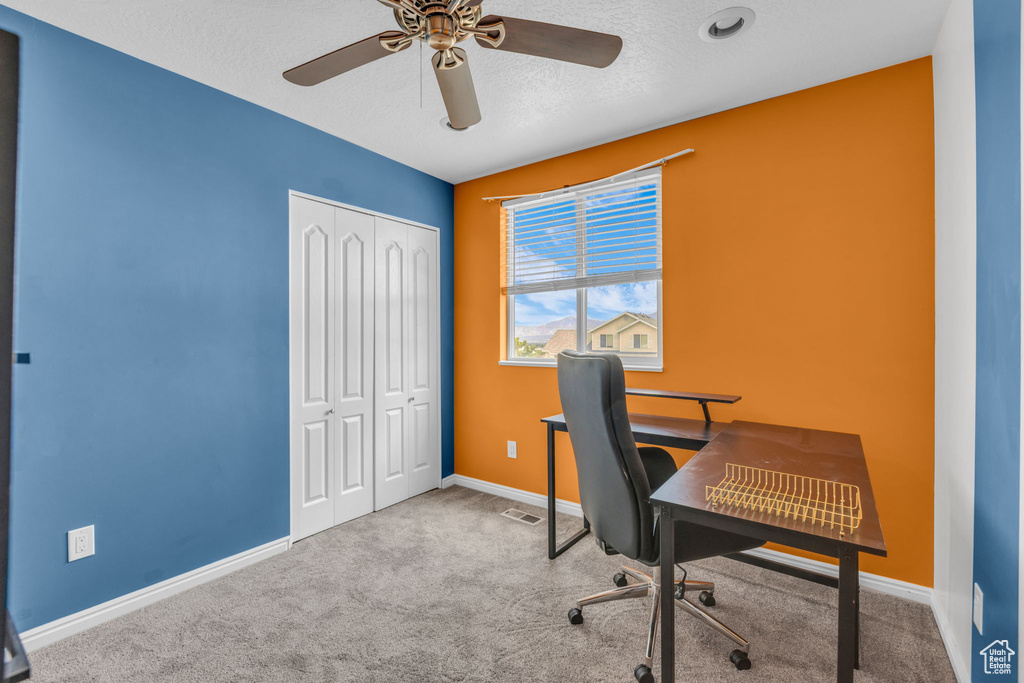 6874 S MINERAL MOUNT DR West Jordan, UT 84081