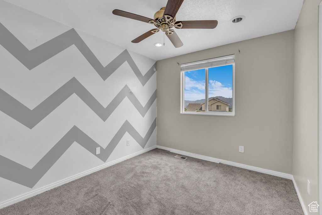 6874 S MINERAL MOUNT DR West Jordan, UT 84081