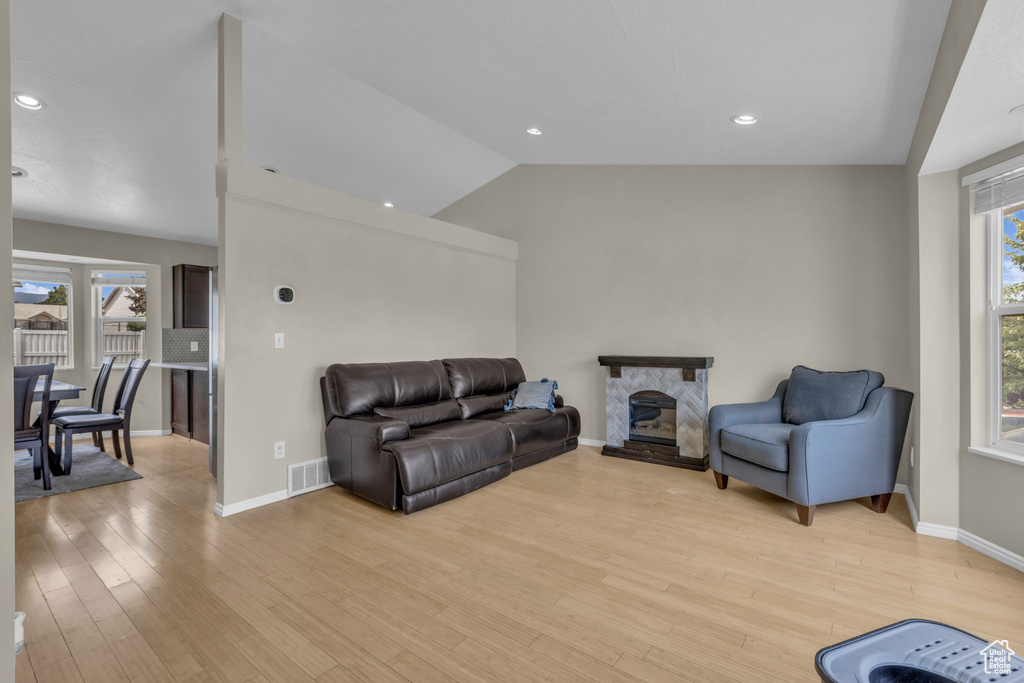 6874 S MINERAL MOUNT DR West Jordan, UT 84081