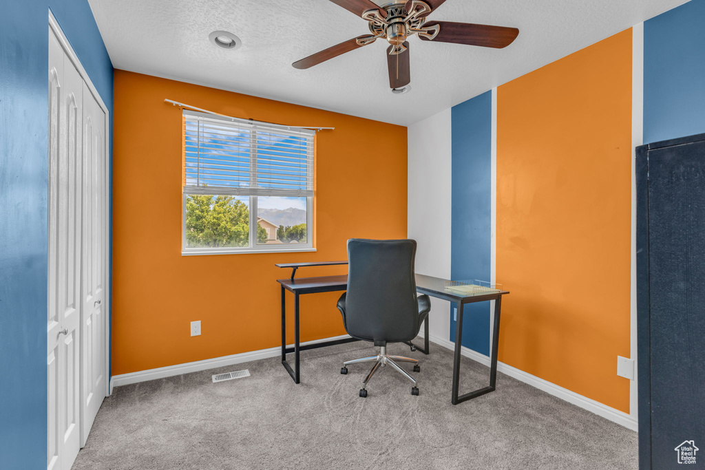 6874 S MINERAL MOUNT DR West Jordan, UT 84081