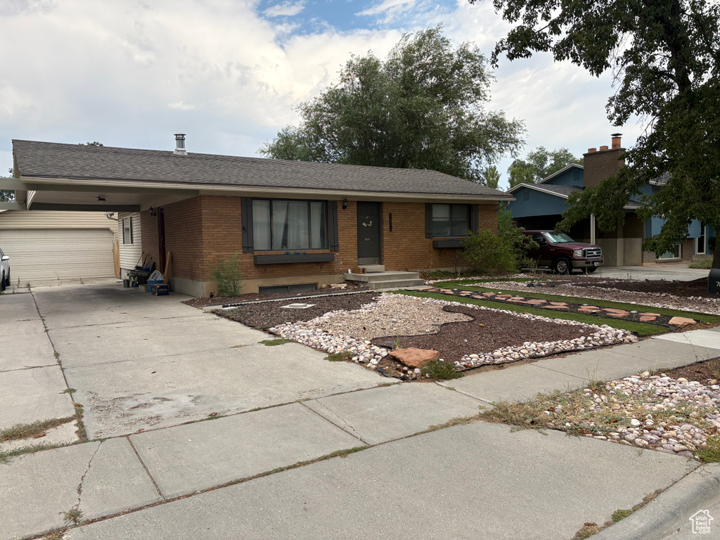 7628 S CASA VERDE ST Midvale, UT 84047