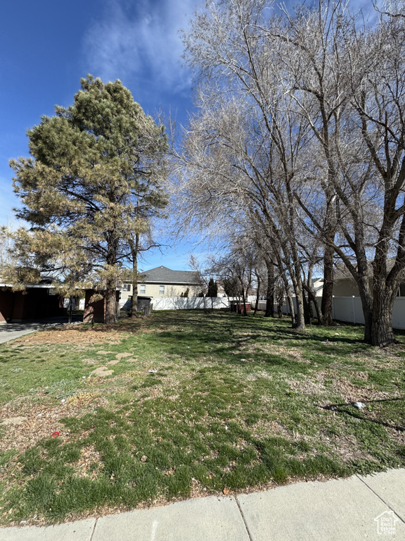 489 E 7800 S Sandy, UT 84047