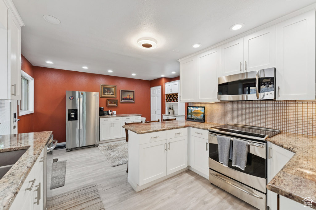 5632 S PARK PLACE Salt Lake City, UT 84121