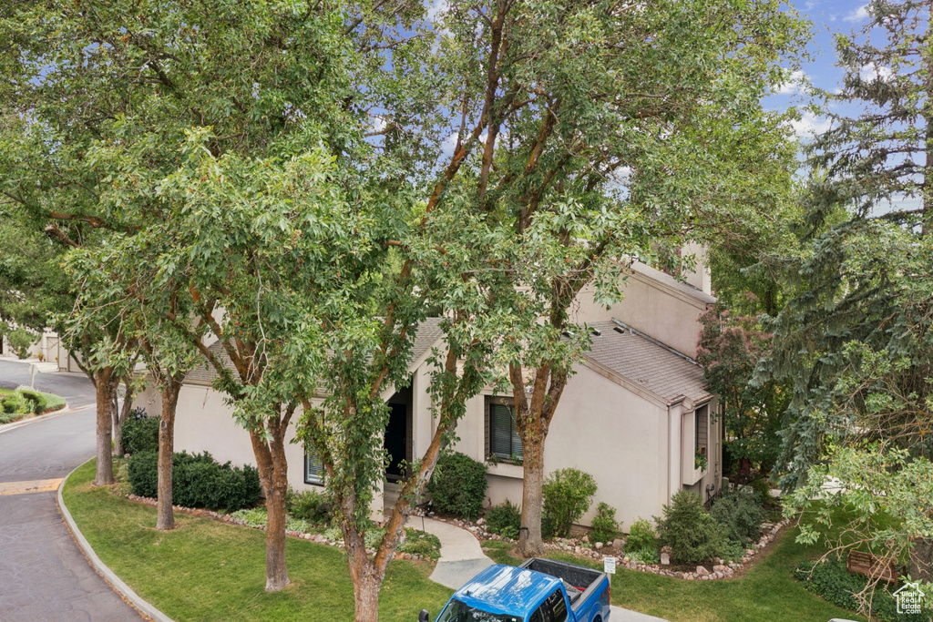5632 S PARK PLACE Salt Lake City, UT 84121