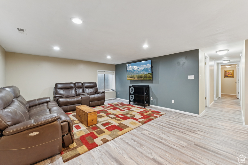 5632 S PARK PLACE Salt Lake City, UT 84121