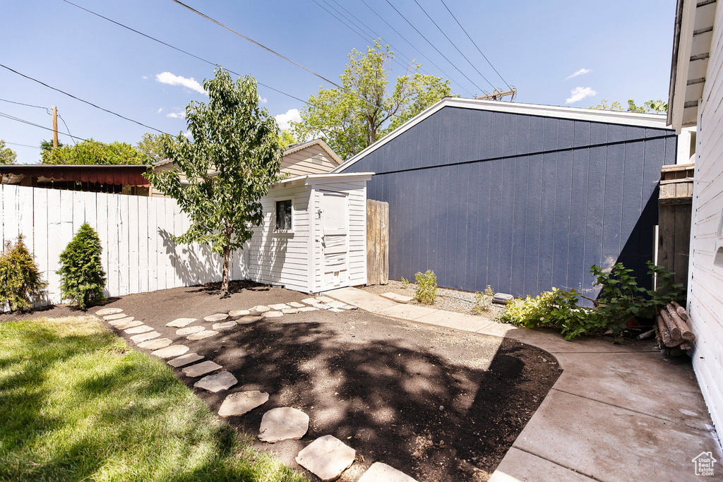 1675 E BROWNING AVE Salt Lake City, UT 84105