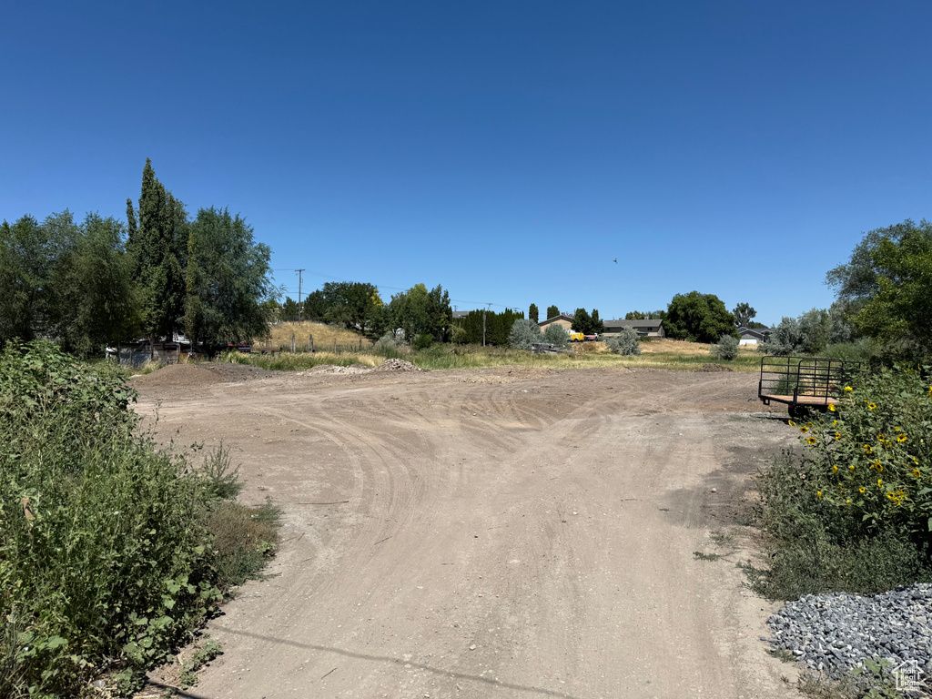 365 W MAIN ST Hyrum, UT 84319