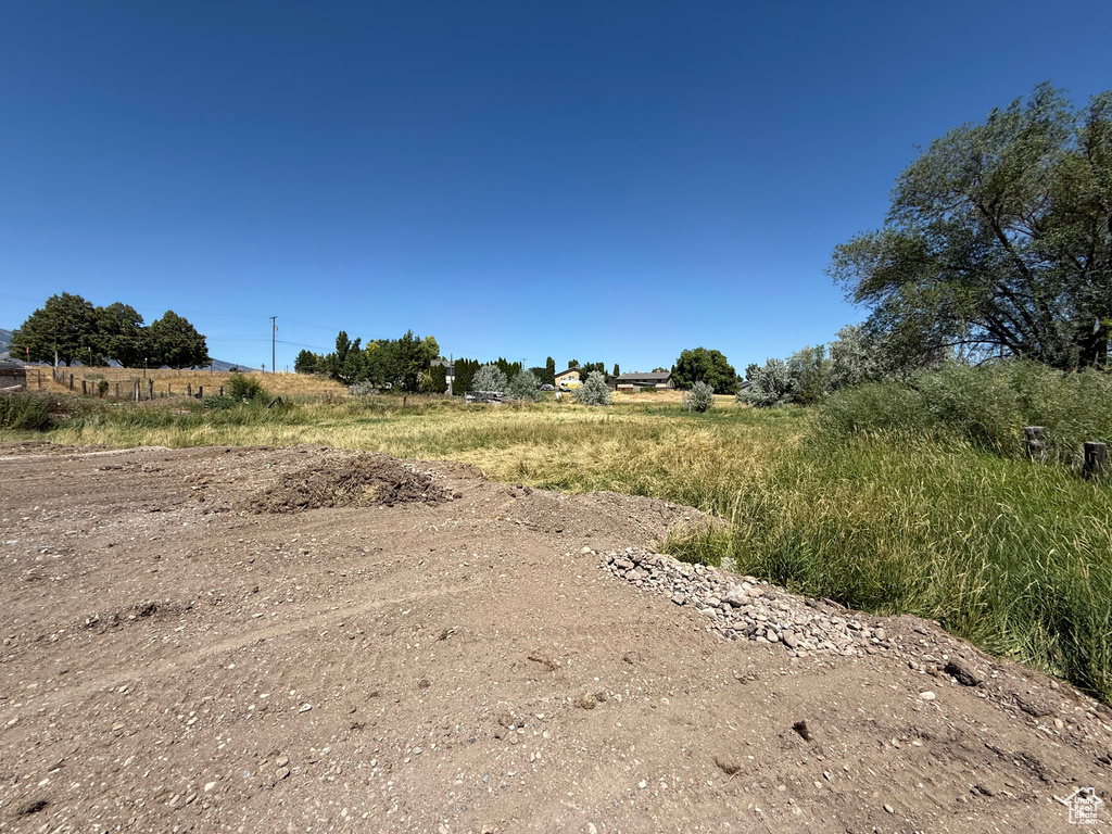 365 W MAIN ST Hyrum, UT 84319
