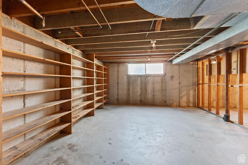 1050 E 100 S Springville, UT 84663