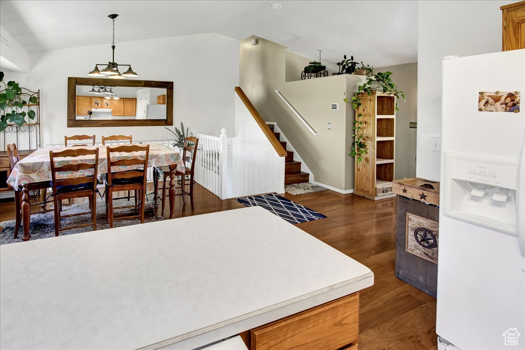 2584 W 3100 N Farr West, UT 84404