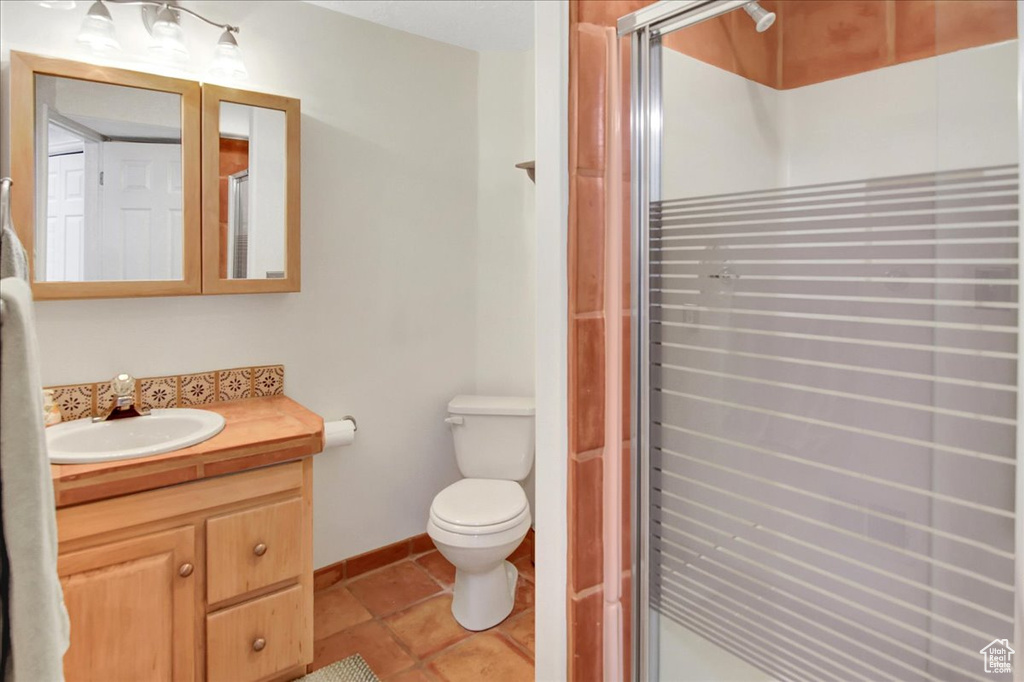 2584 W 3100 N Farr West, UT 84404