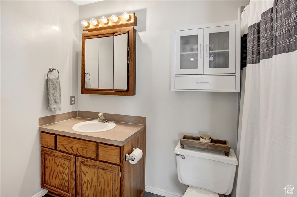 2584 W 3100 N Farr West, UT 84404