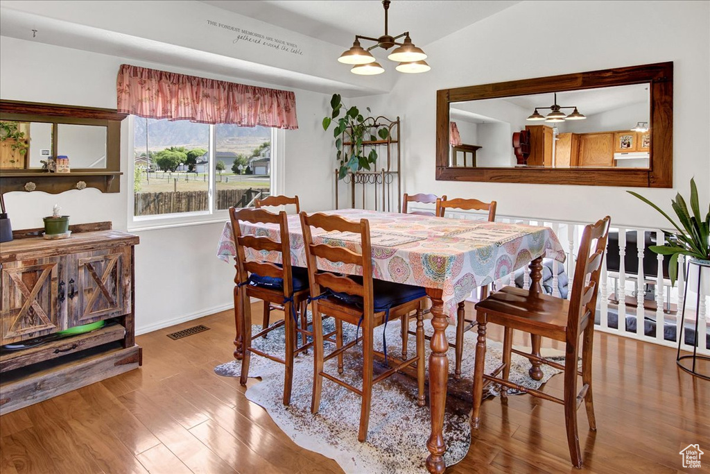 2584 W 3100 N Farr West, UT 84404