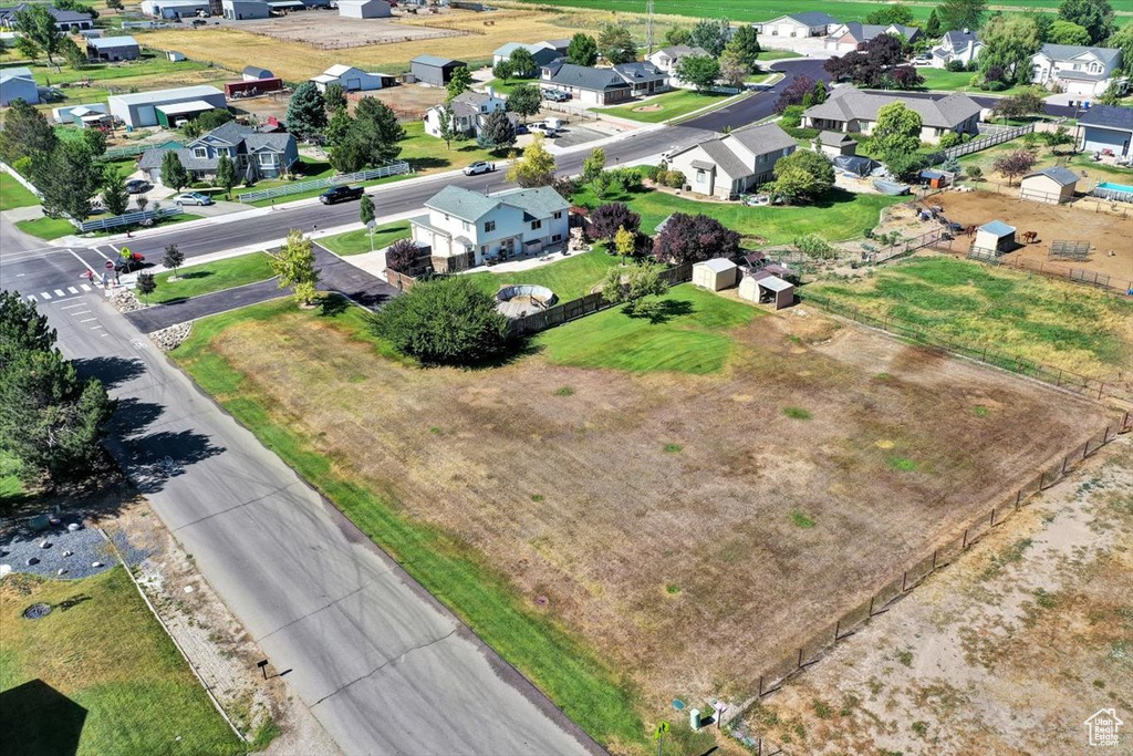 2584 W 3100 N Farr West, UT 84404