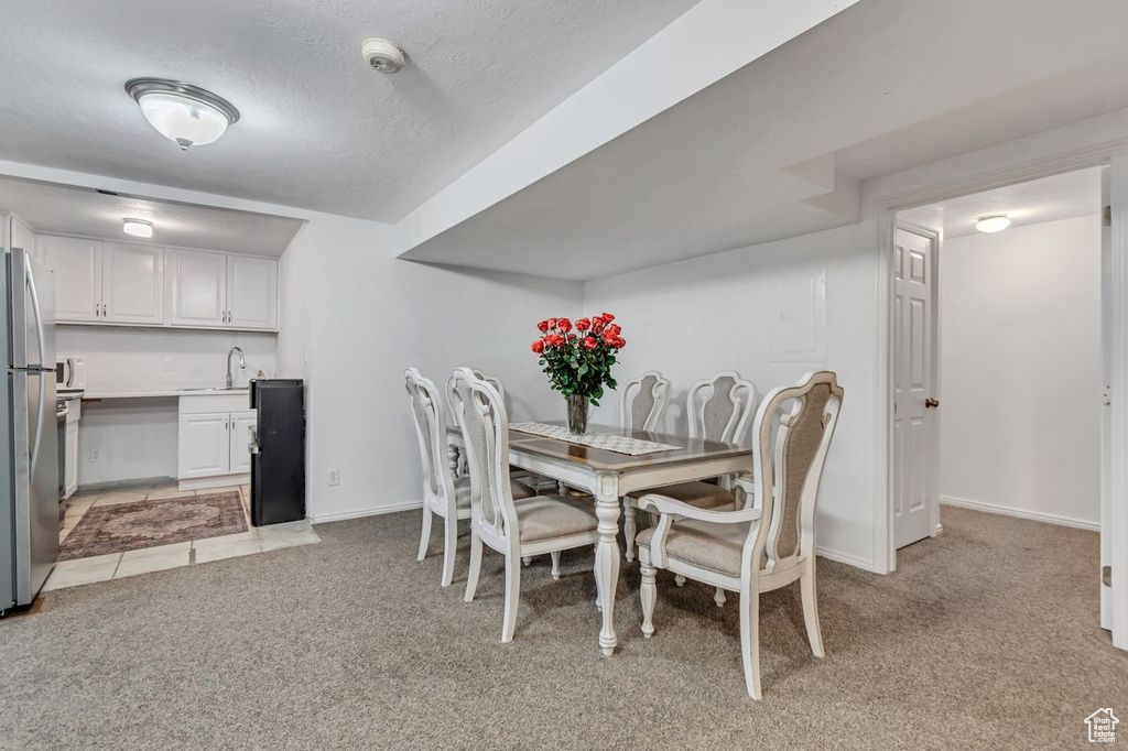 1528 E BUTTERCUP DR Sandy, UT 84092