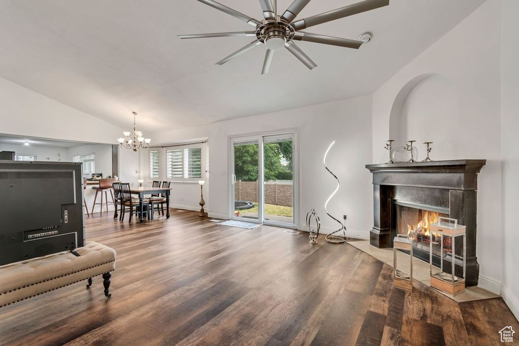 1528 E BUTTERCUP DR Sandy, UT 84092