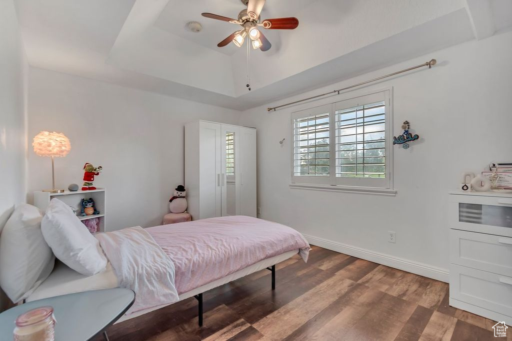 1528 E BUTTERCUP DR Sandy, UT 84092