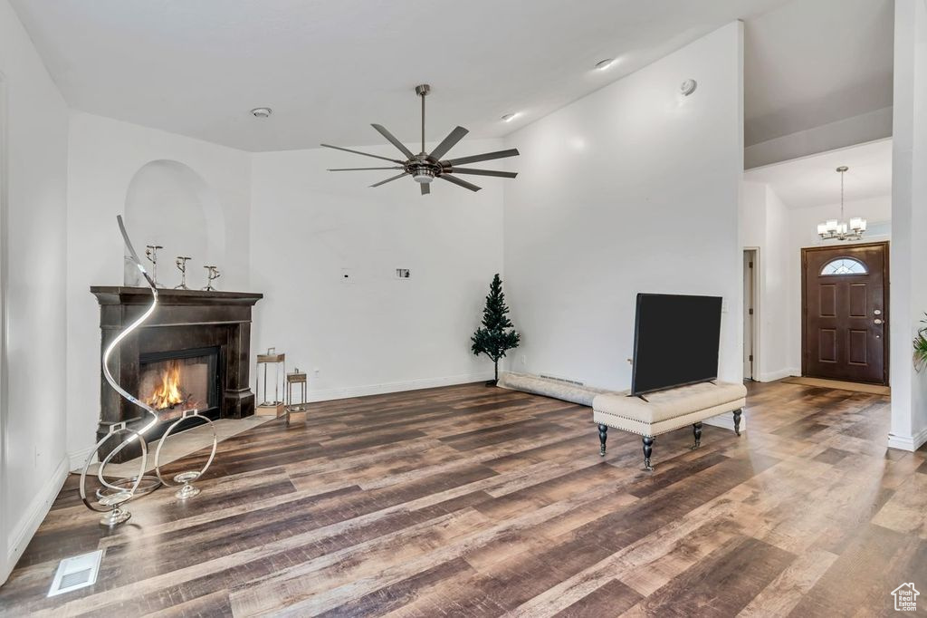 1528 E BUTTERCUP DR Sandy, UT 84092