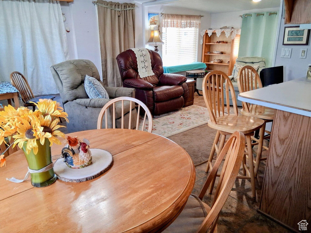Photo 6 for MLS #2101381 at 1160 E Telegraph St #76