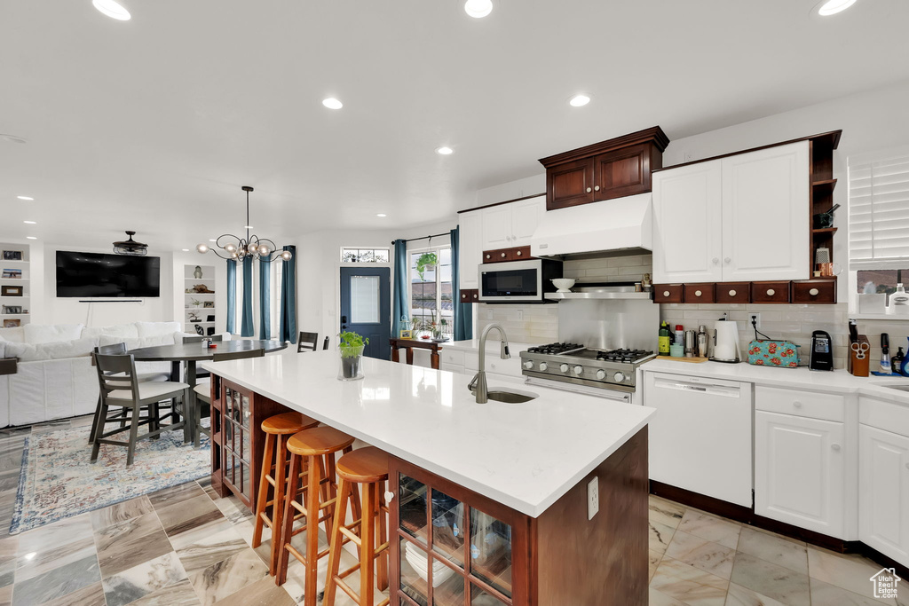 2441 E RANCH RD Eagle Mountain, UT 84005