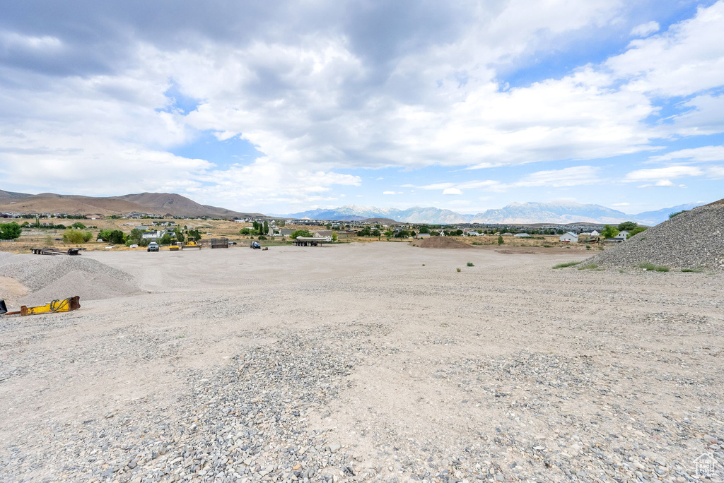 2441 E RANCH RD Eagle Mountain, UT 84005