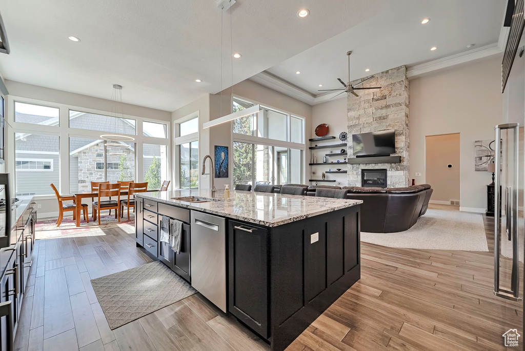 3276 E SCOTTISH DR Cottonwood Heights, UT 84093