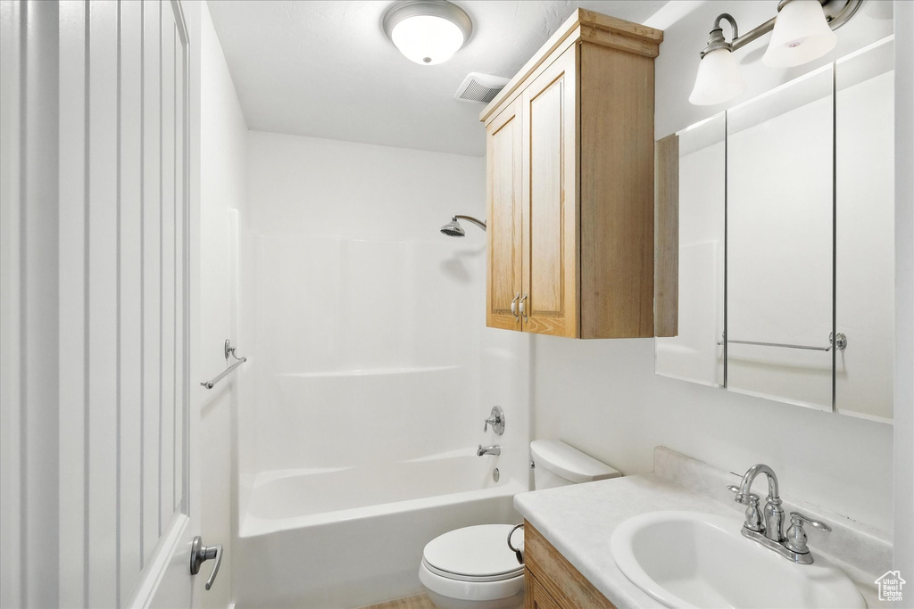 1245 S 400 E Trenton, UT 84338