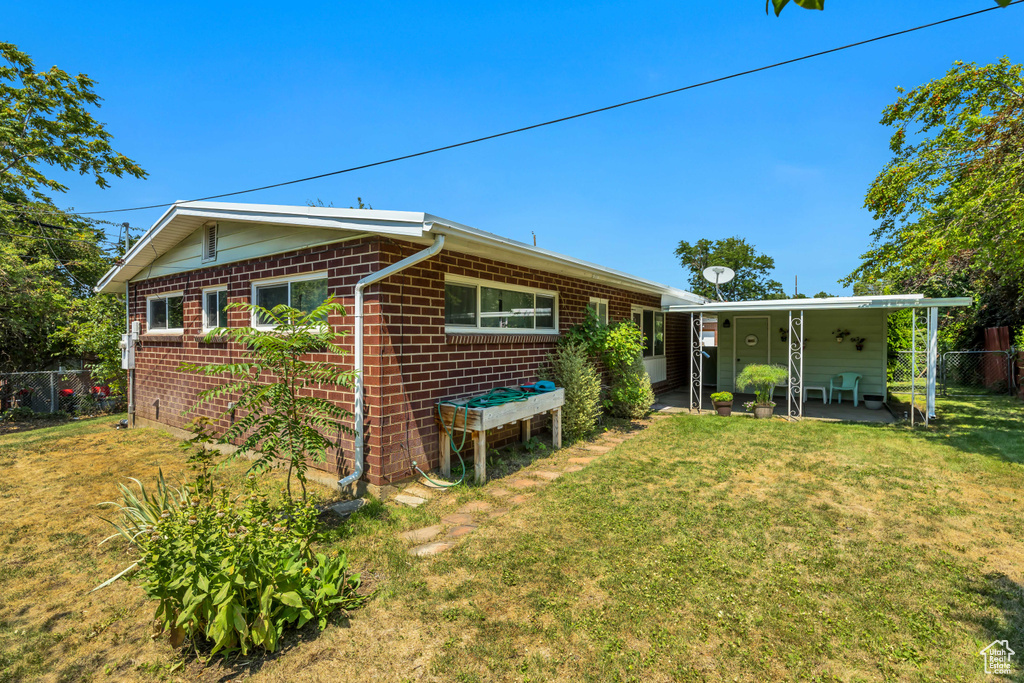 3142 E 3935 S Holladay, UT 84124