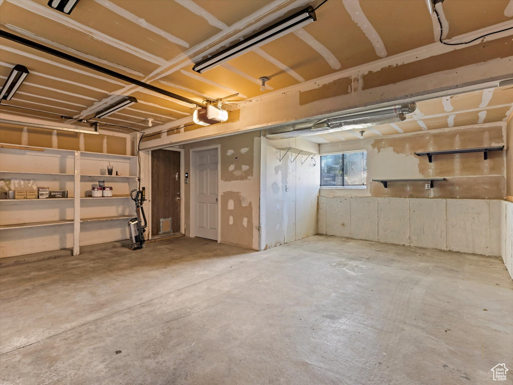 5766 W TUCKINGTON CIR Kearns, UT 84118