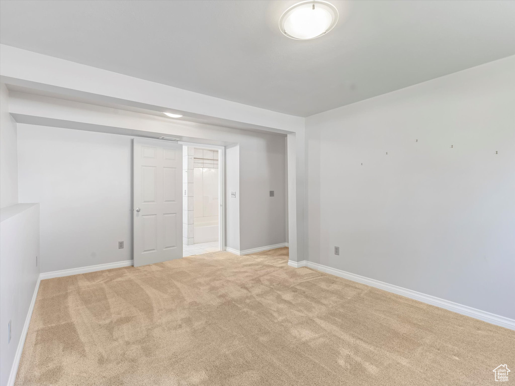 5766 W TUCKINGTON CIR Kearns, UT 84118