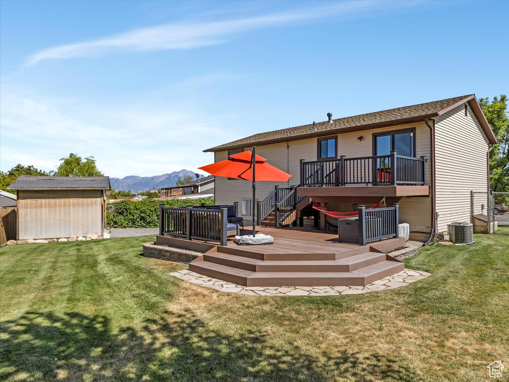 5766 W TUCKINGTON CIR Kearns, UT 84118