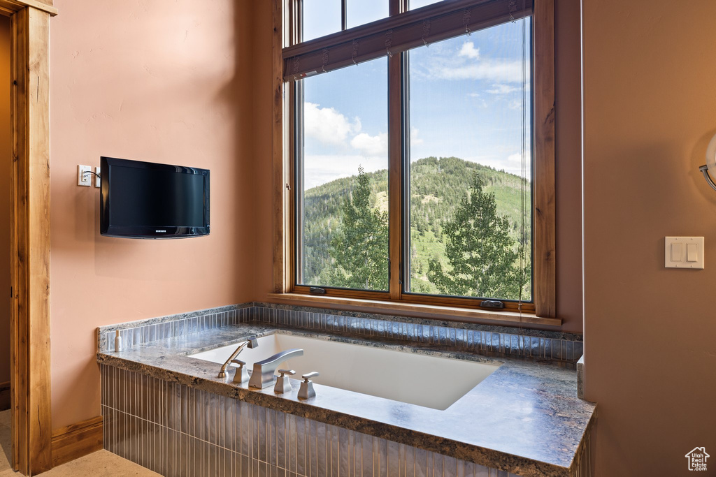 35 WHITE PINE CANYON RD Park City, UT 84060