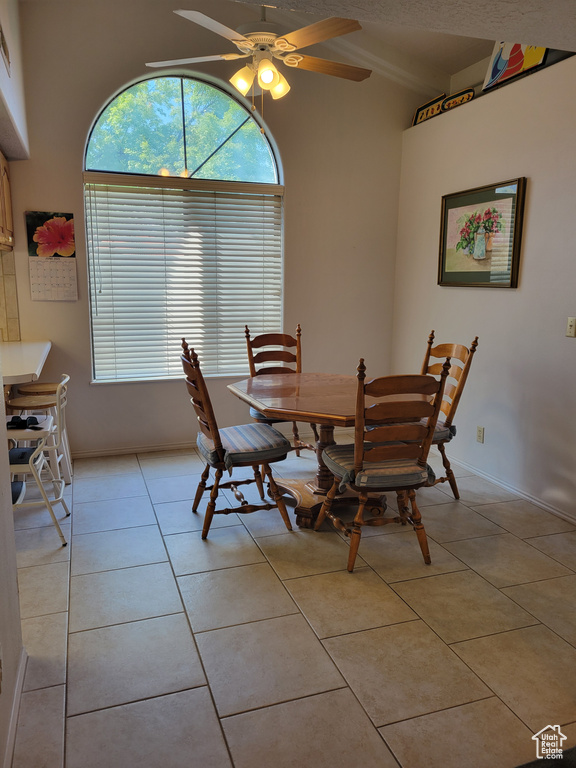 Photo 9 for MLS #2101422 at 275 S Valley View Dr #48