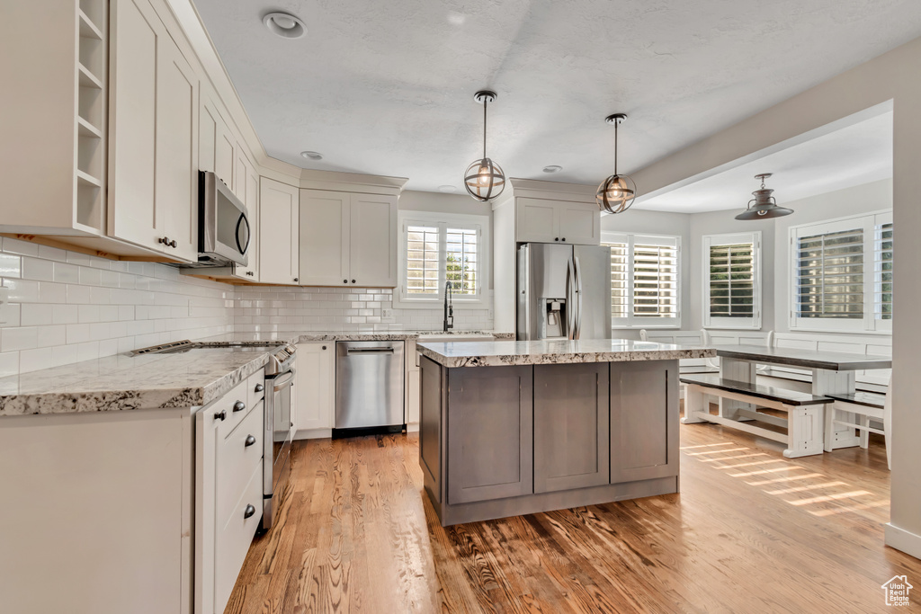 11623 S COLCHESTER DR Sandy, UT 84092