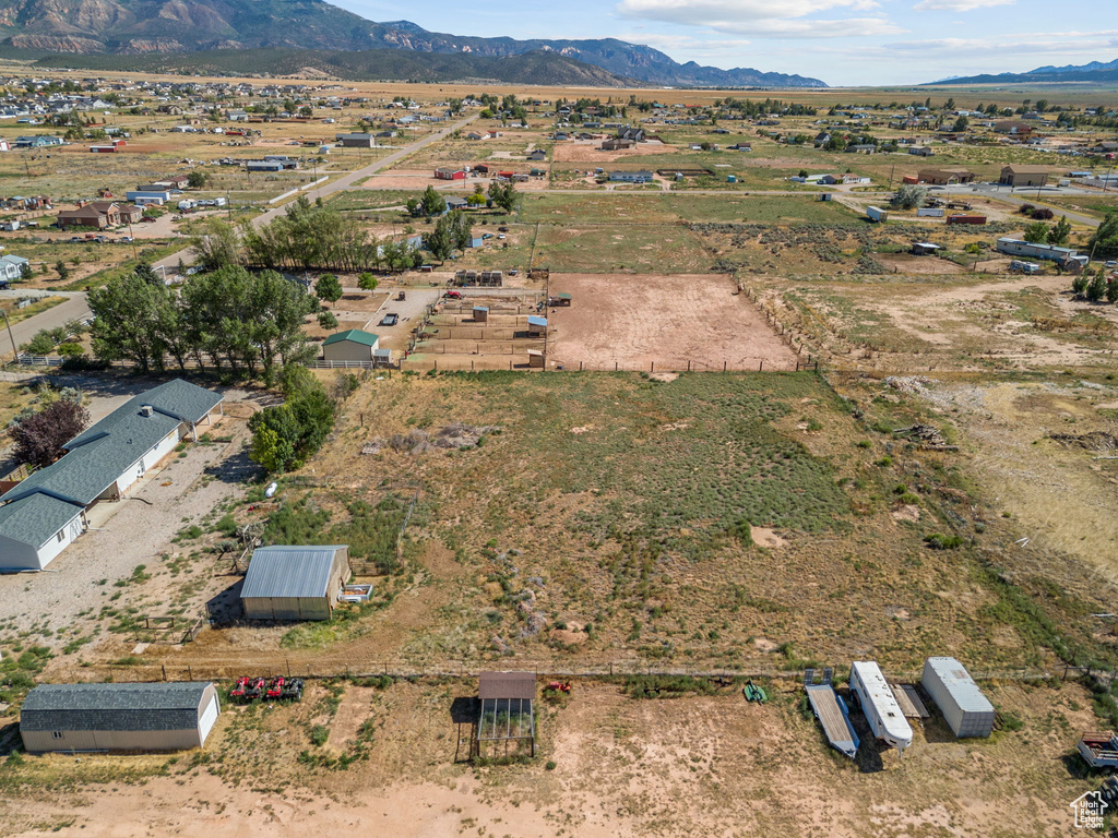 Photo 35 for MLS #2101427 at 872 S 4700 West