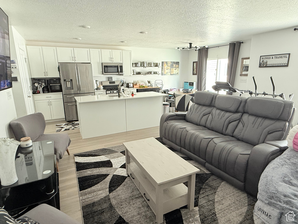 3590 W GRASSLAND DR. Lehi, UT 84048