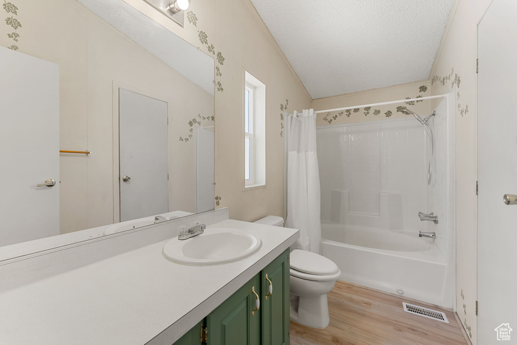 Photo 22 for MLS #2101434 at 184 W Center