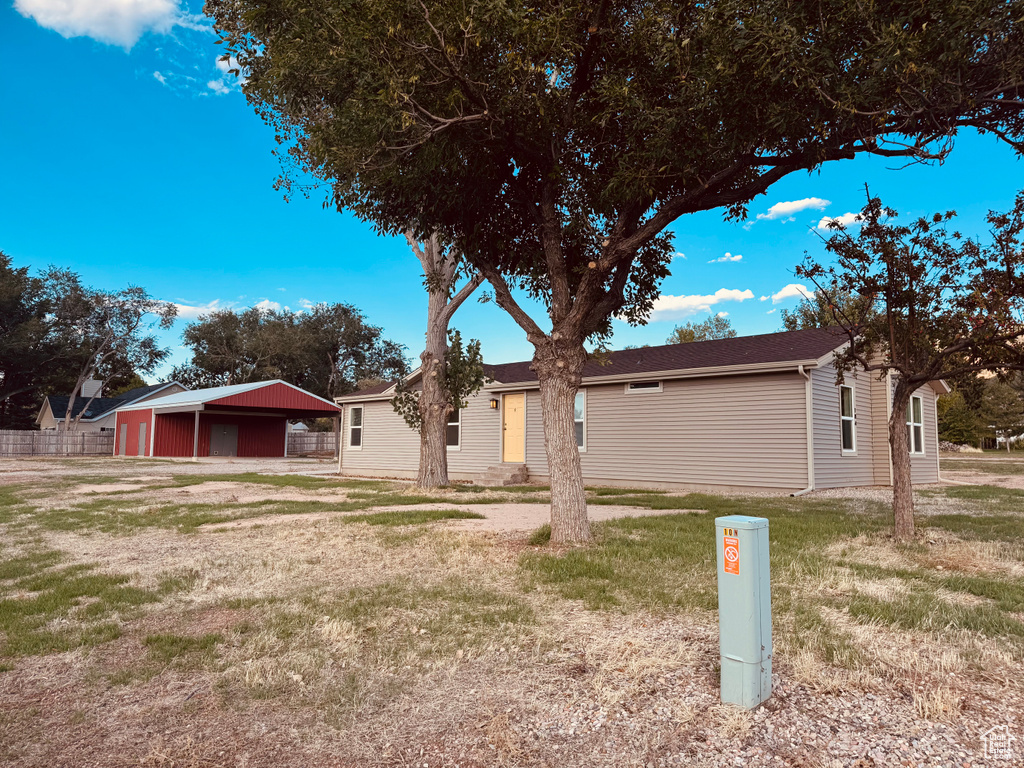 Photo 36 for MLS #2101434 at 184 W Center