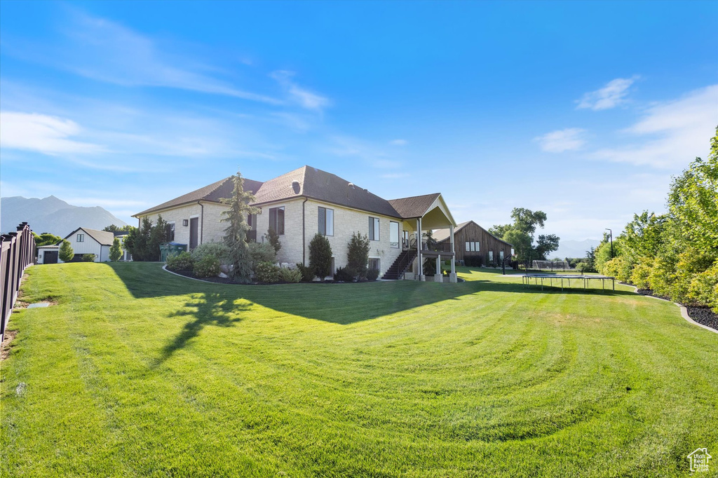 10045 N VINEYARD CT. Highland, UT 84003