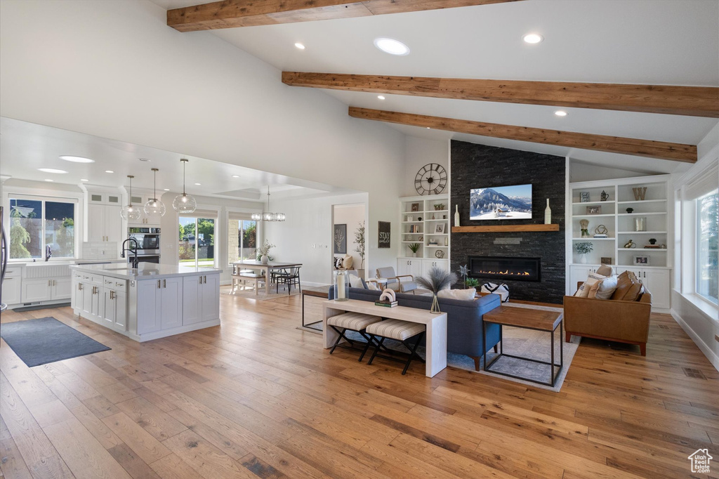 10045 N VINEYARD CT. Highland, UT 84003