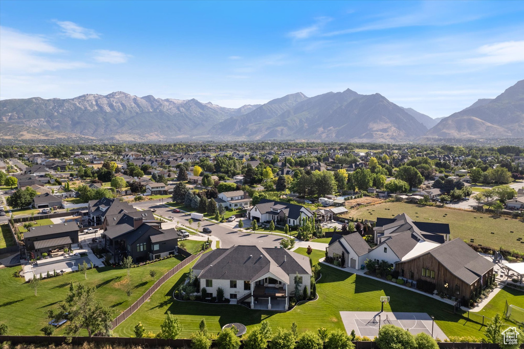 10045 N VINEYARD CT. Highland, UT 84003