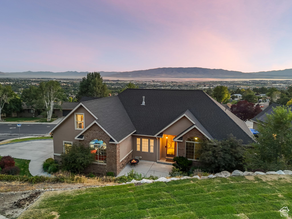 1692 E BLACKHAWK CIR Pleasant Grove, UT 84062